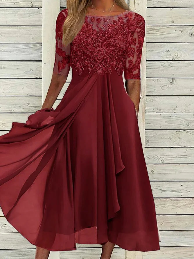 Justine™ | Elegant lace midi dress