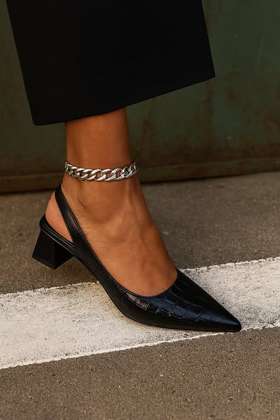 Olga - Elegant shoes with square heel