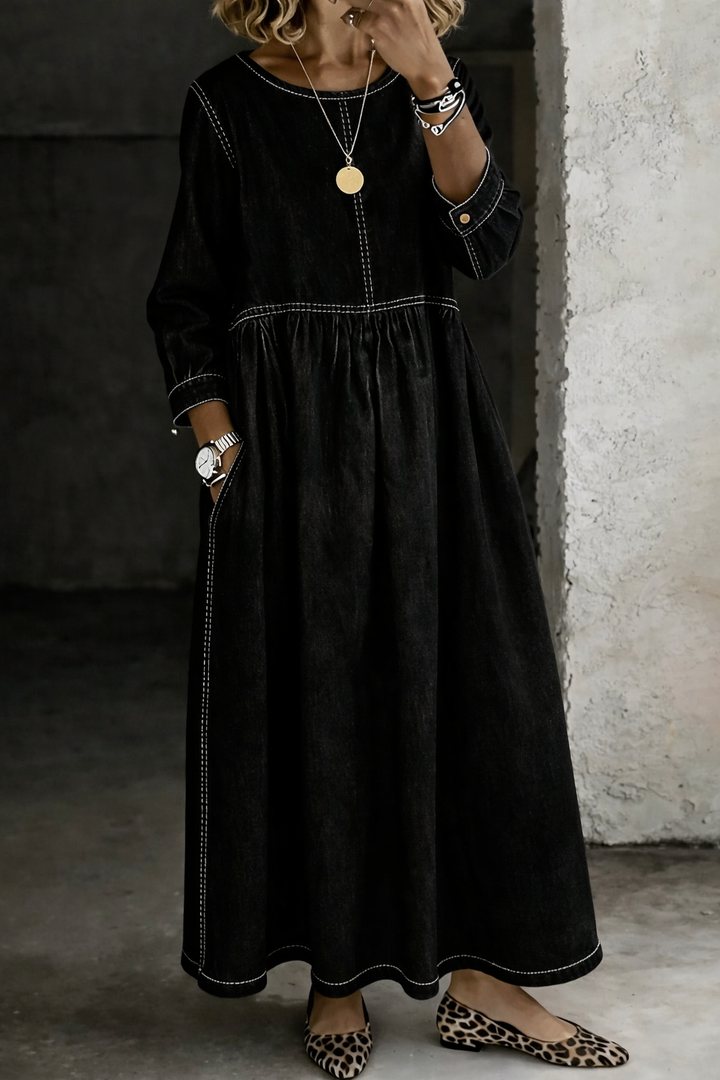 Melissa | Denim dress with long sleeves and round neckline