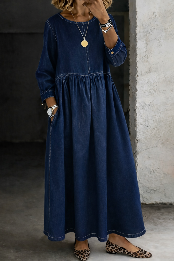 Melissa | Denim dress with long sleeves and round neckline