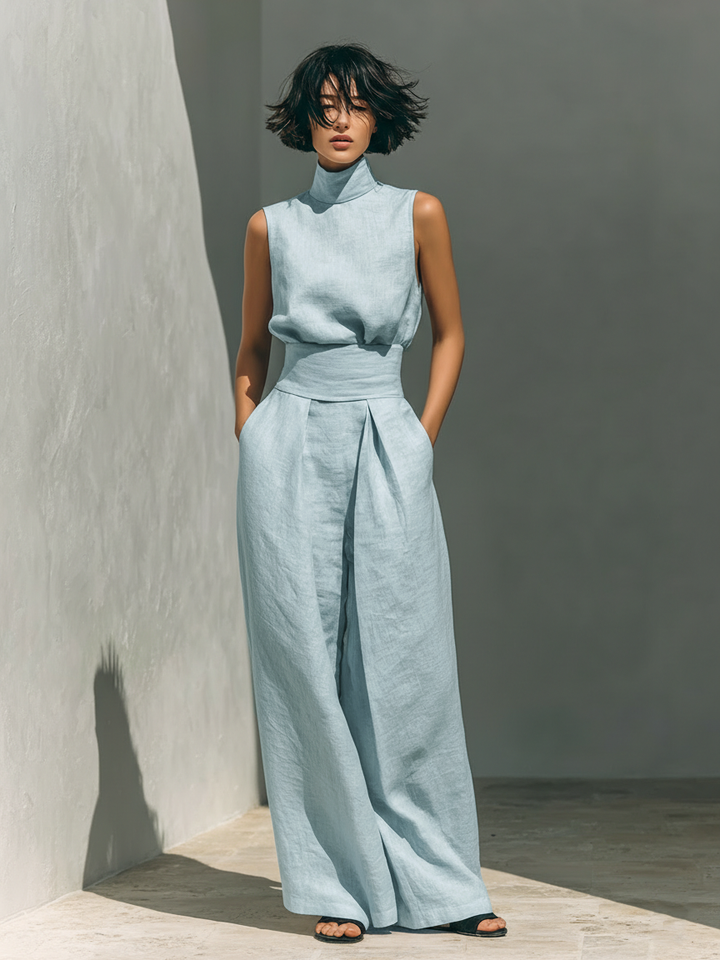 Tatiana | Two Piece Set  Sleeveless Blouse & Wide-leg Pants made of a cotton-linen blend.