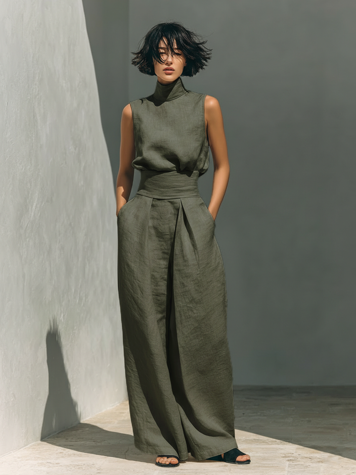Tatiana | Two Piece Set  Sleeveless Blouse & Wide-leg Pants made of a cotton-linen blend.