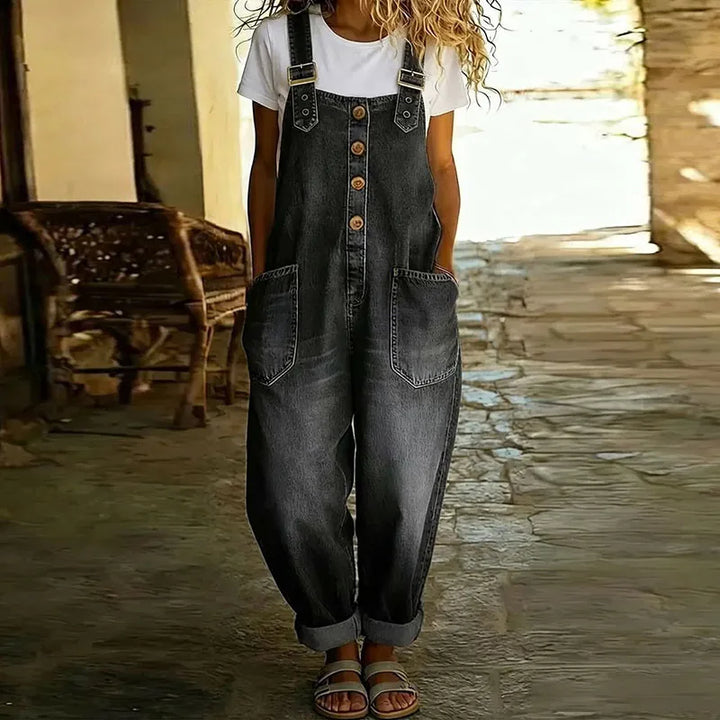 Carmen - Vintage denim jumpsuit made of soft cotton with adjustable shoulder straps