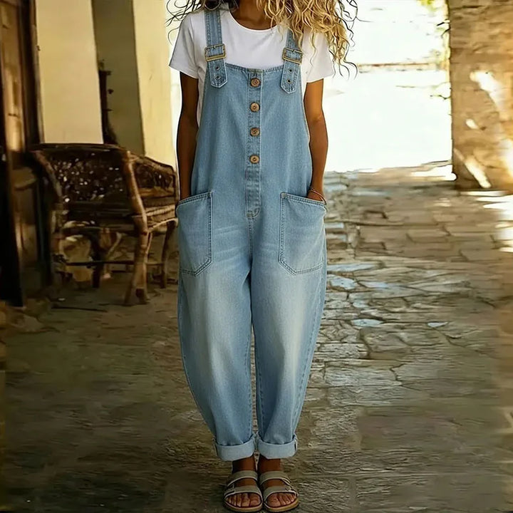 Carmen - Vintage denim jumpsuit made of soft cotton with adjustable shoulder straps