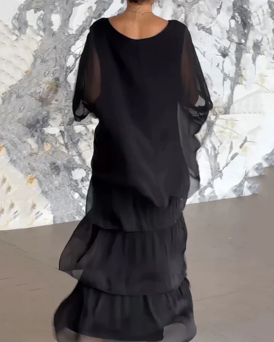 Lara – Elegant Long and Flowing Dress