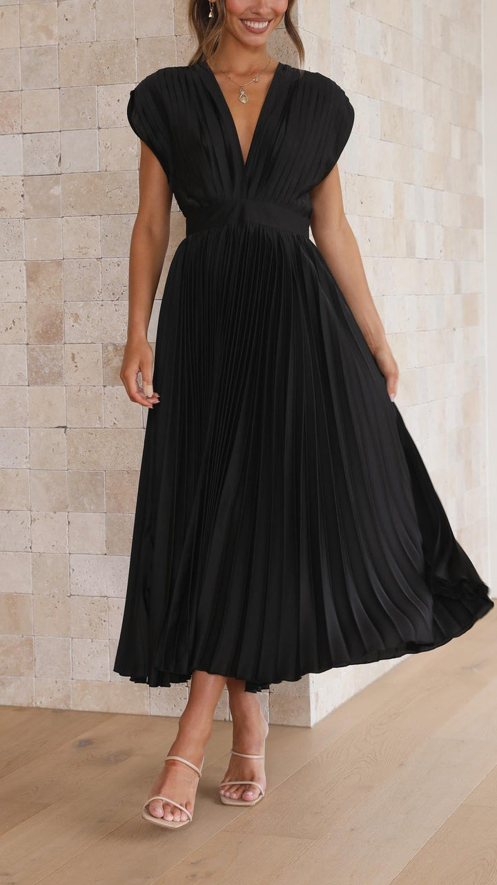 Katie | Elegant Pleated Dress