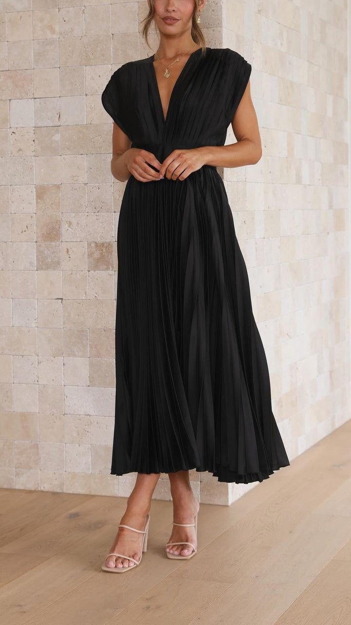 Katie | Elegant Pleated Dress