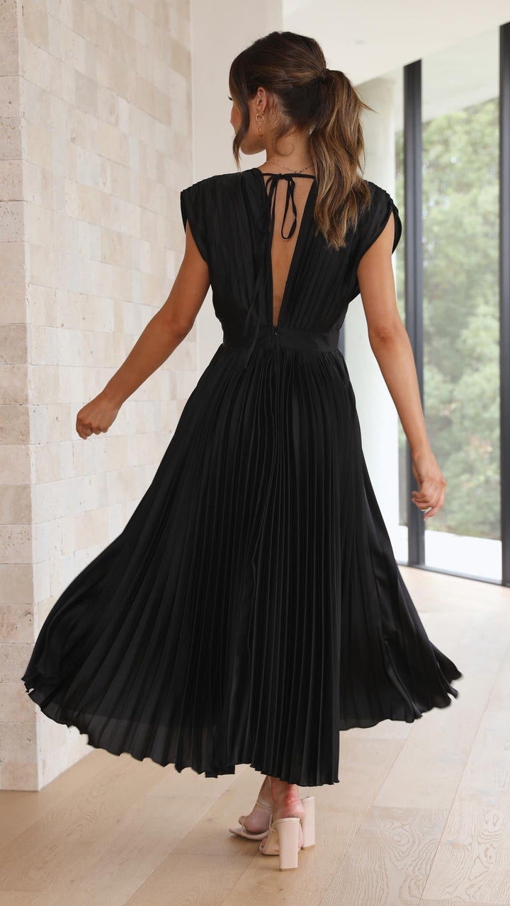 Katie | Elegant Pleated Dress