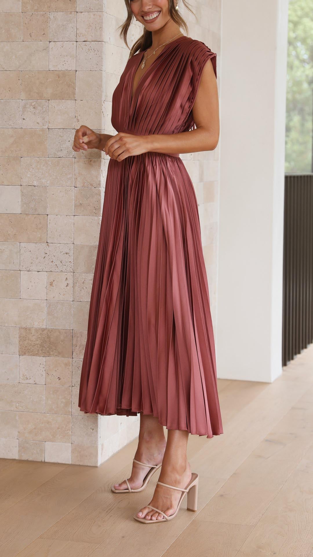 Katie | Elegant Pleated Dress