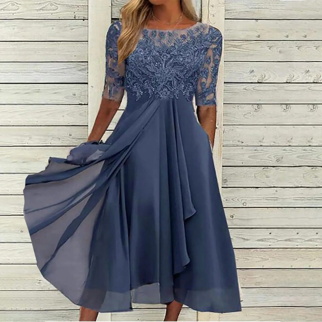 Justine™ | Elegant lace midi dress