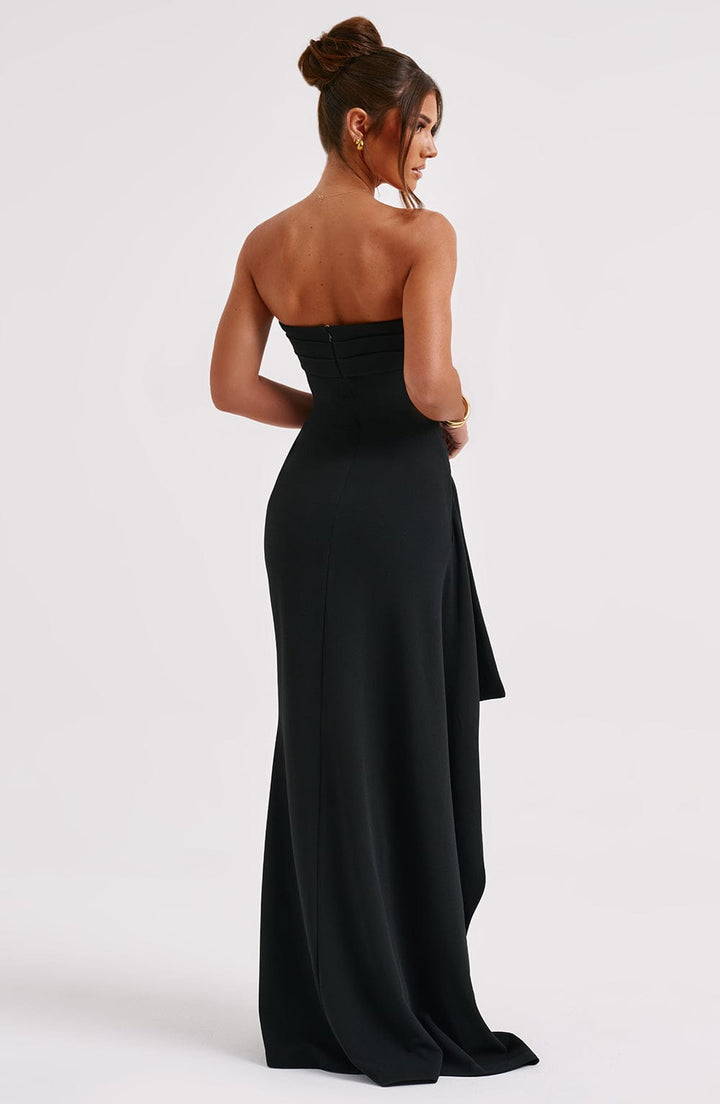 Omina™ | Luxe Strapless Maxi Dress